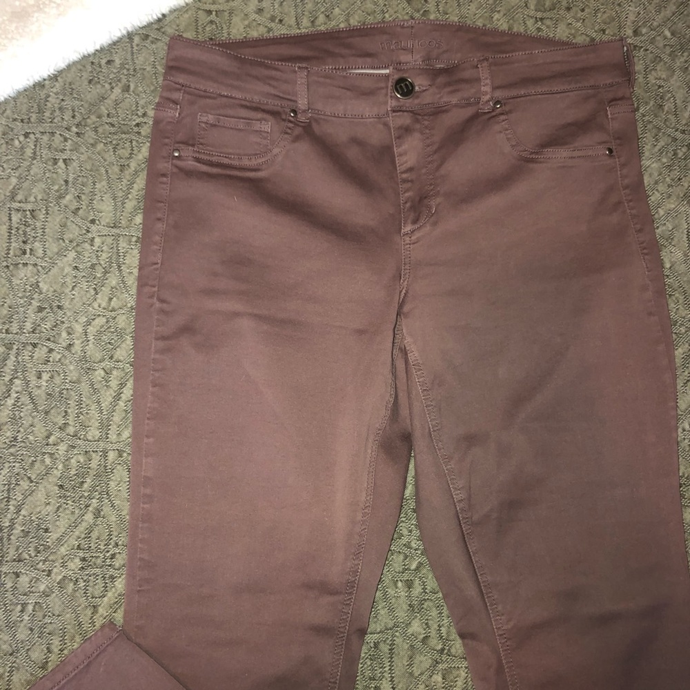 High waisted stretchy mauve jeggings!